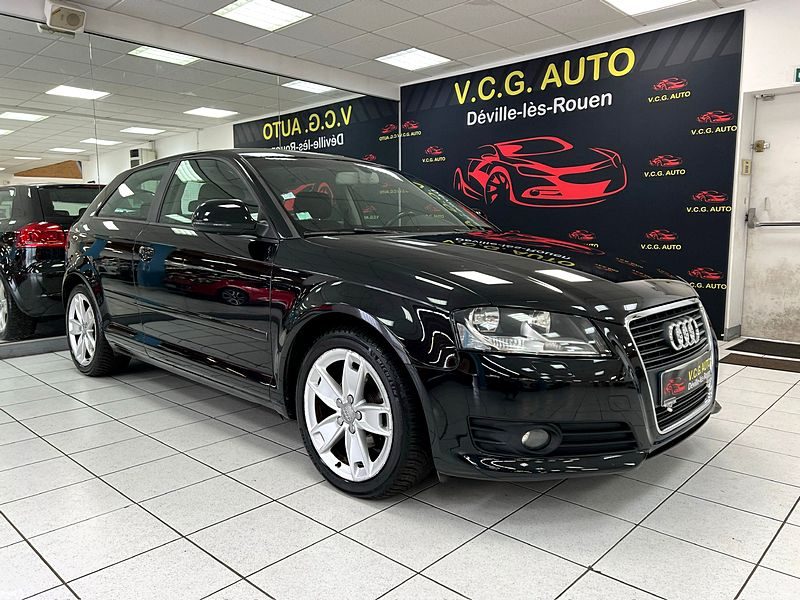 AUDI A3 1.6 TDI 105CH DPF AMBITION S TRONIC