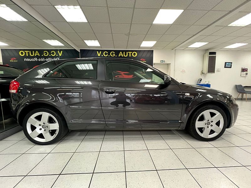 AUDI A3 2.0 TDI 16V 140CH AMBITION