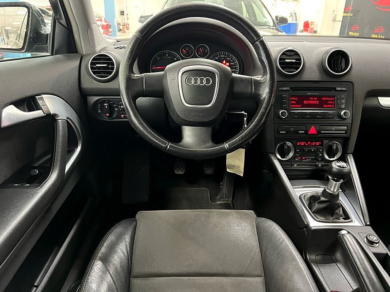 AUDI A3 2.0 TDI 16V 140CH AMBITION