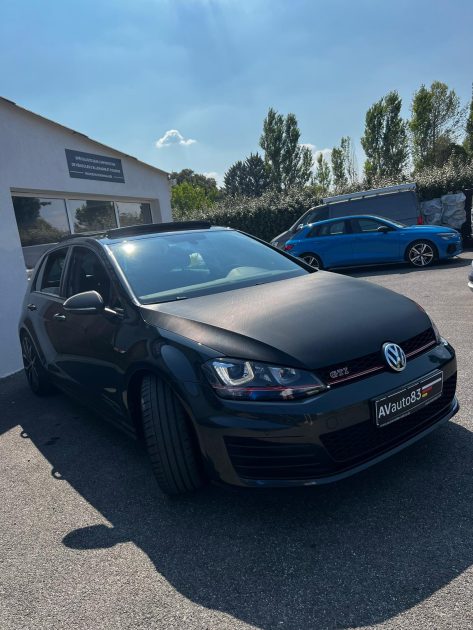 VOLKSWAGEN  GOLF 7  GTI 230CV DSG6 ENTRETIEN VW 