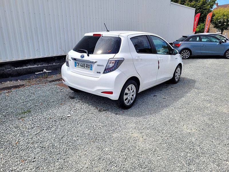 TOYOTA YARIS 2013