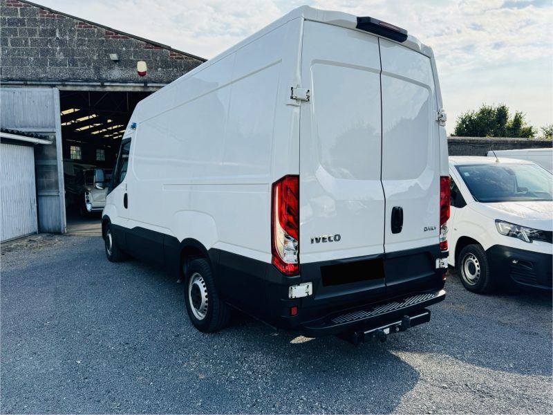 IVECO DAILY VI Fourgon 2016