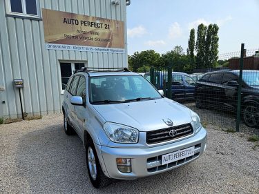 TOYOTA RAV4 2003