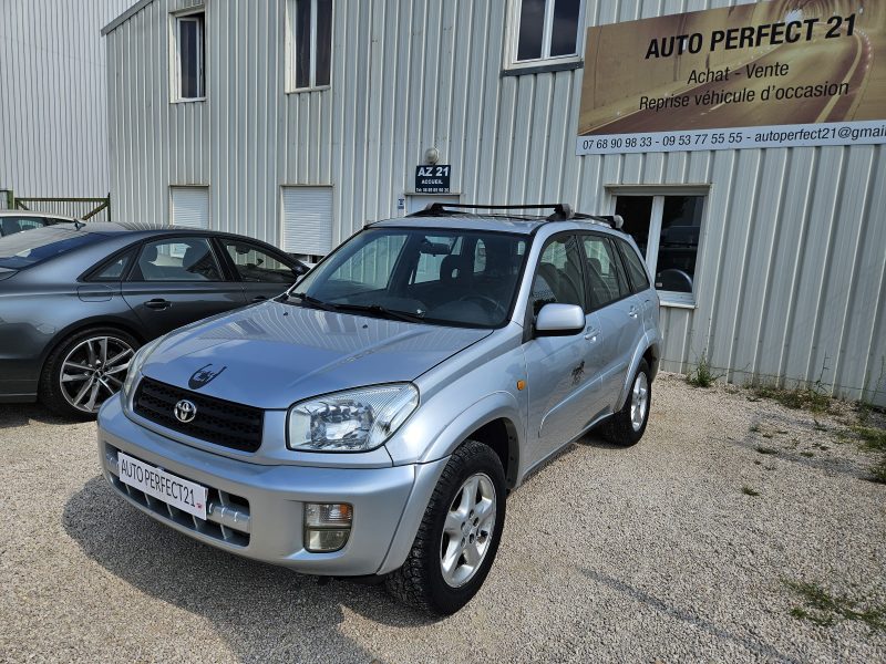 TOYOTA RAV4 2003