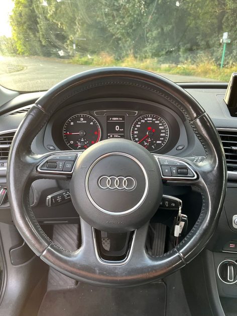 AUDI Q3 2015