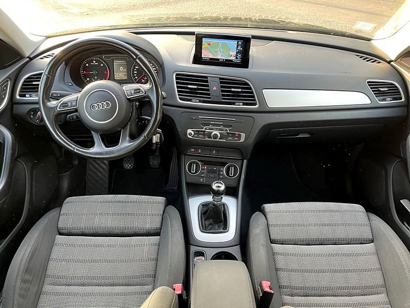 AUDI Q3 2015