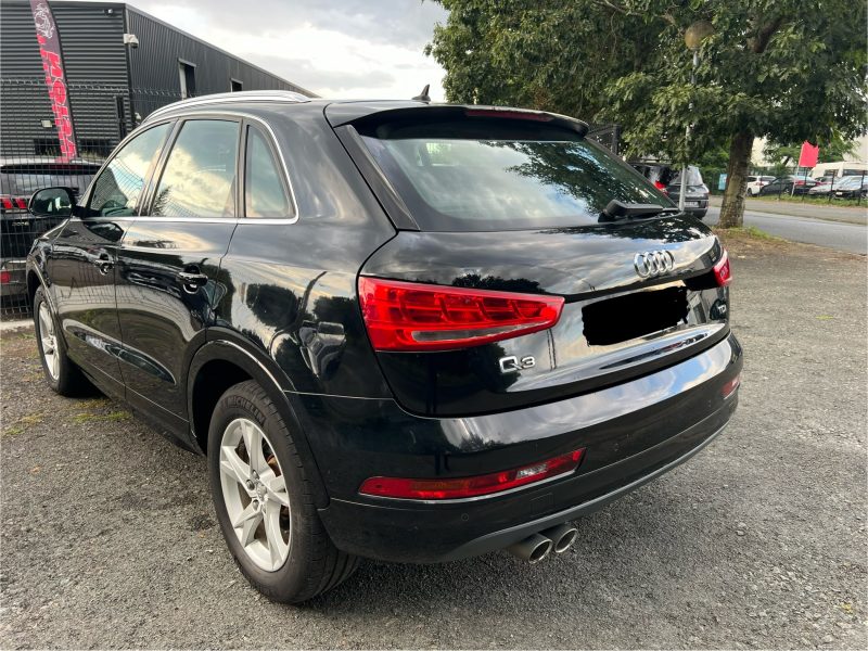 AUDI Q3 2015