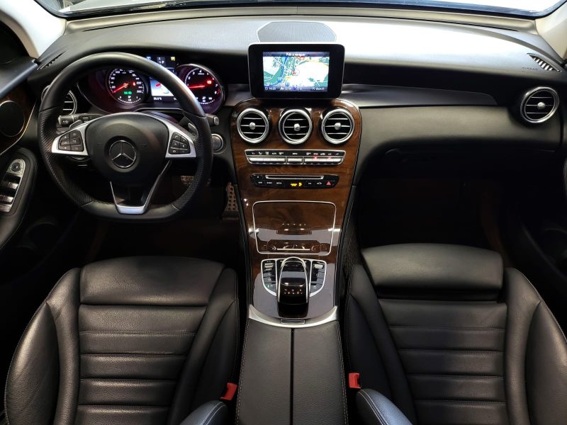 MERCEDES GLC Coupe 250 4-MATIC 9G-DCT 211cv LUXURY / SIEGES ELEC A MEMOIRES ET CHAUFFANTS / KEYLESS 