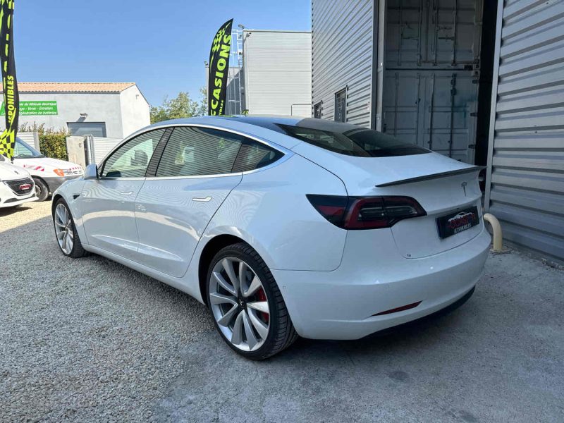 TESLA MODEL 3 2019