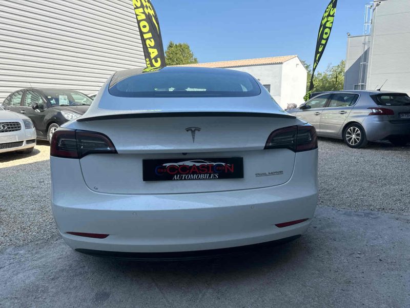 TESLA MODEL 3 2019