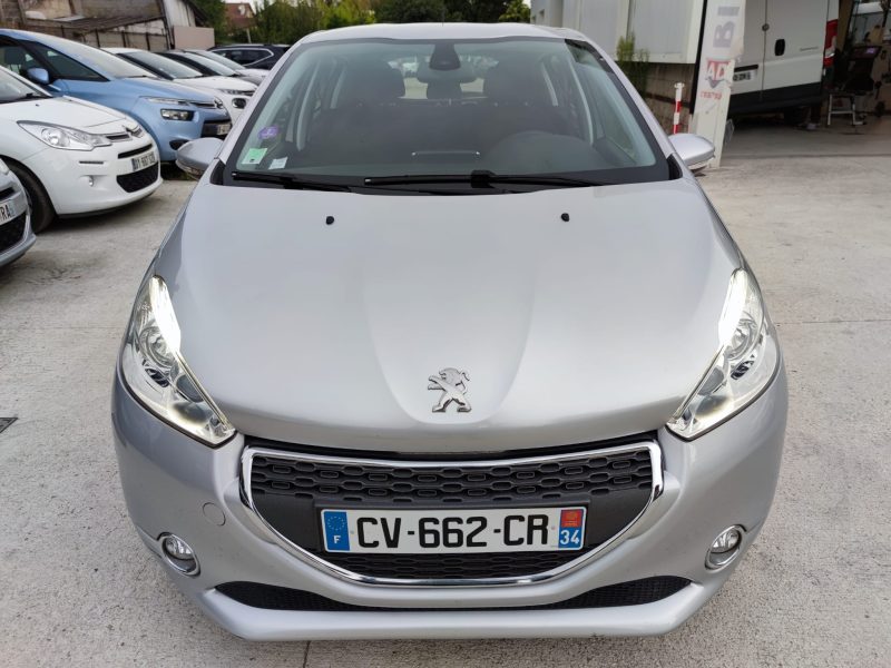 PEUGEOT 208 I 2013