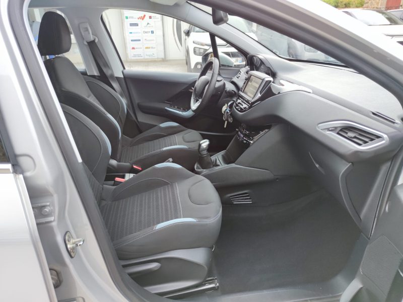 PEUGEOT 208 I 2013