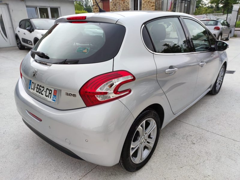 PEUGEOT 208 I 2013