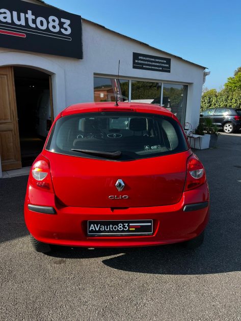 RENAULT  CLIO  2007 1.2 LEV  75CV / Distribution Neuve / CT OK / Révisée 