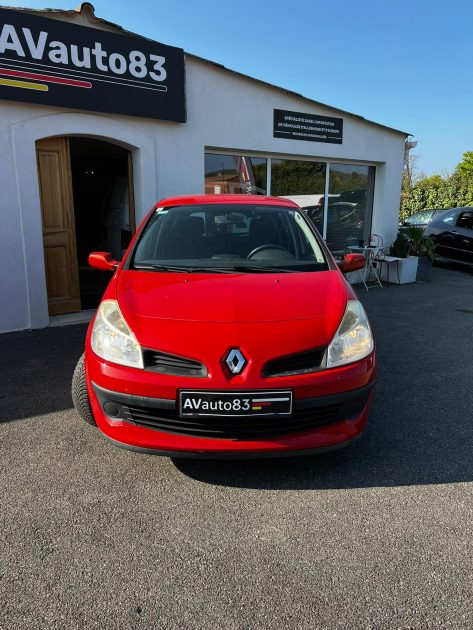 RENAULT  CLIO  2007 1.2 LEV  75CV / Distribution Neuve / CT OK / Révisée 