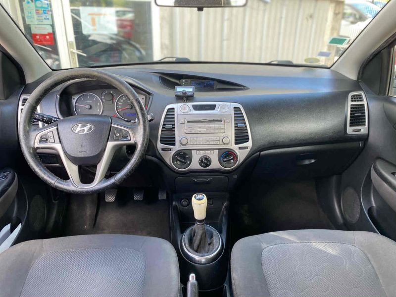 HYUNDAI i20 I 2012