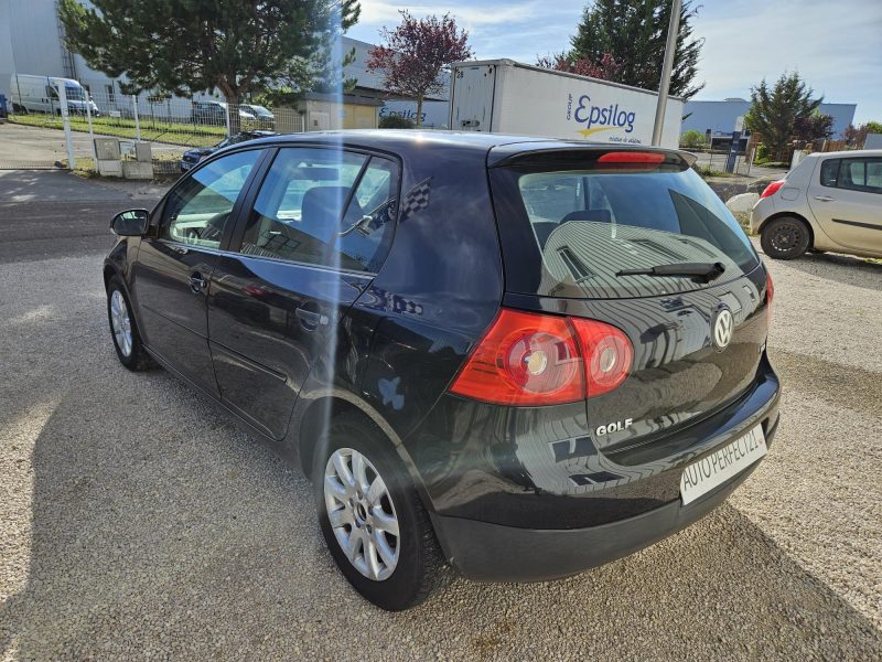 VOLKSWAGEN GOLF V 2005