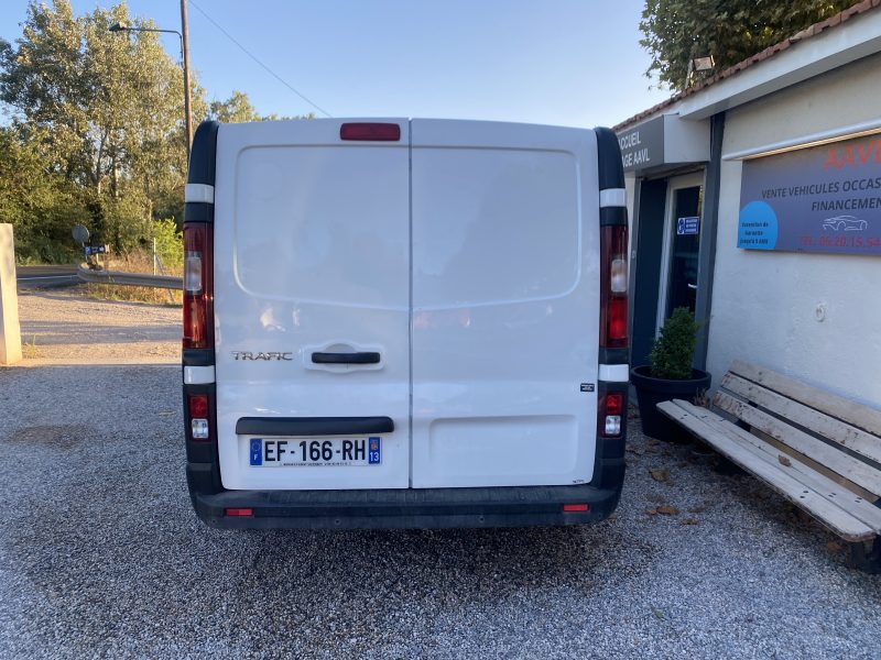 RENAULT TRAFIC III Camionnette 2016