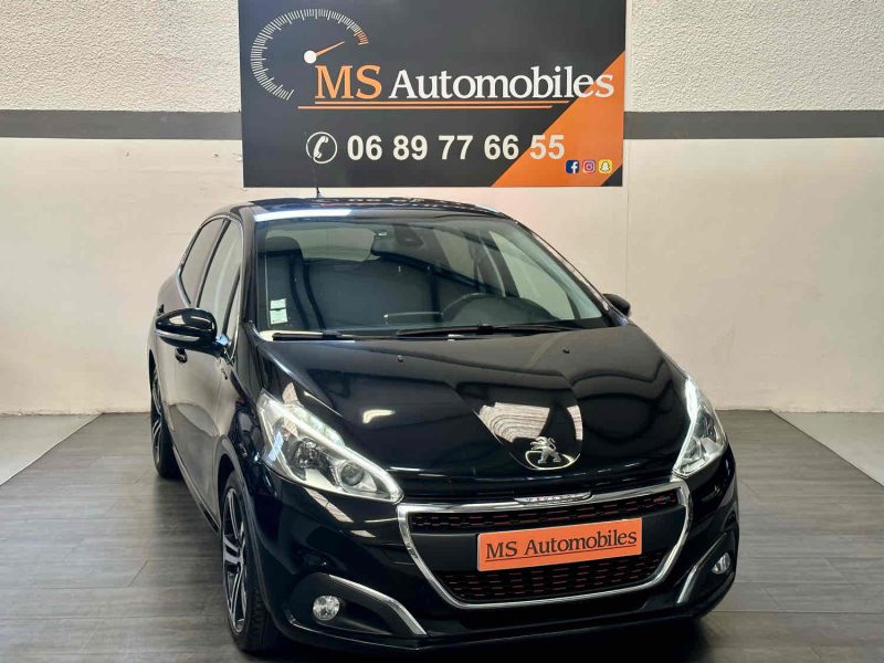 PEUGEOT 208  2016