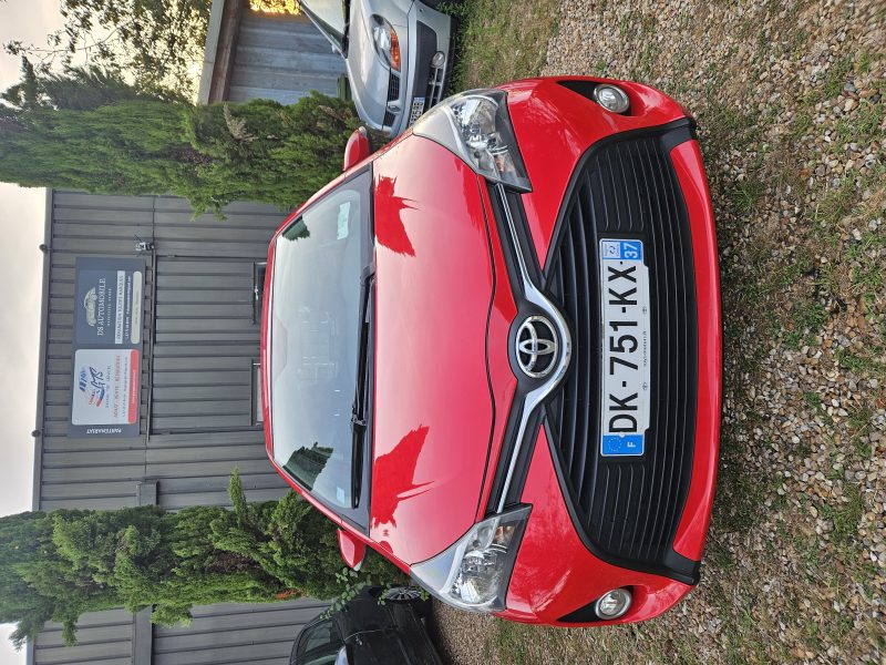 TOYOTA YARIS 2014