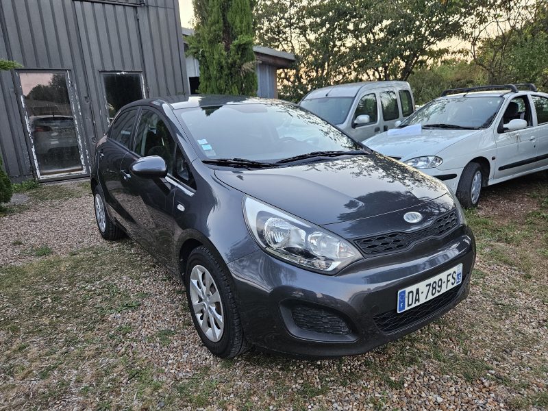 KIA RIO III 2013