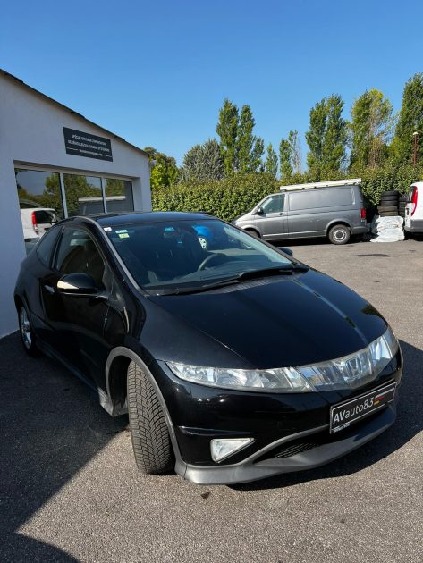 HONDA CIVIC 1,8I-vtec TYPES 140ch CT OK / Revision OK 