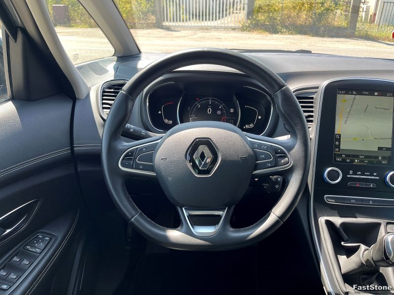 RENAULT MEGANE scenic 2018