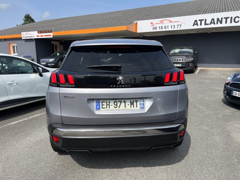 PEUGEOT 3008 2017