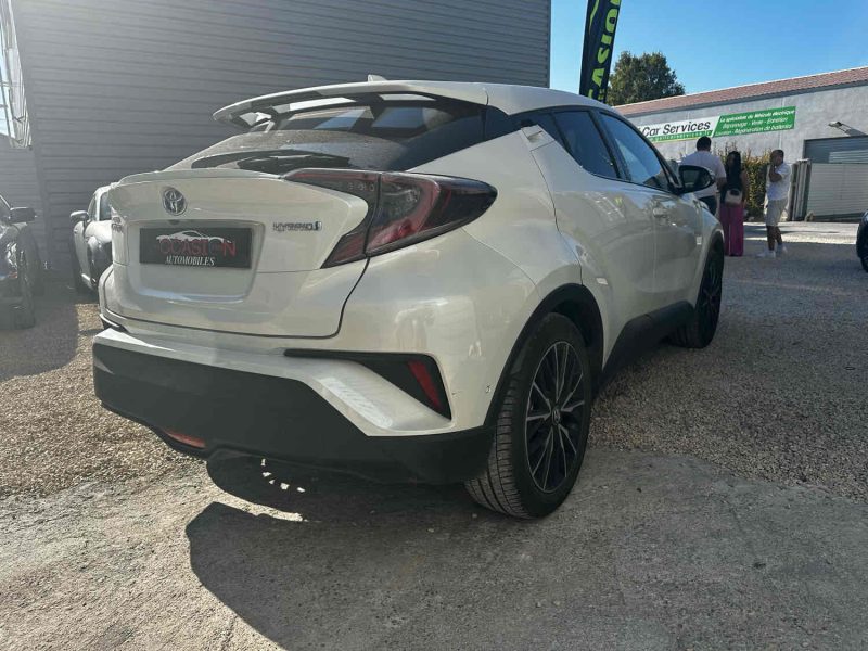 TOYOTA C-HR 2017