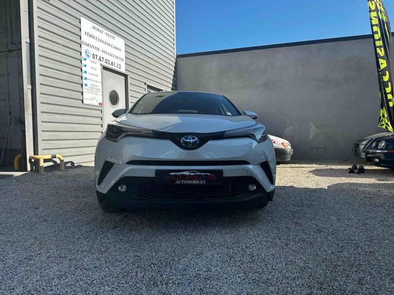 TOYOTA C-HR 2017