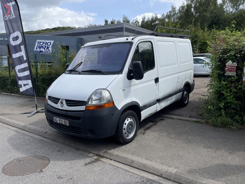 RENAULT MASTER II Fourgon 2.5DCI 100CV