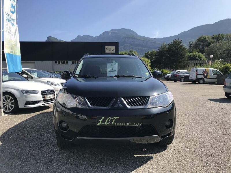 MITSUBISHI OUTLANDER II - 2.2 DI-D INSTYLE 4X4 BV6 16V 156cv 7PLACES - GARANTIE 6 MOIS