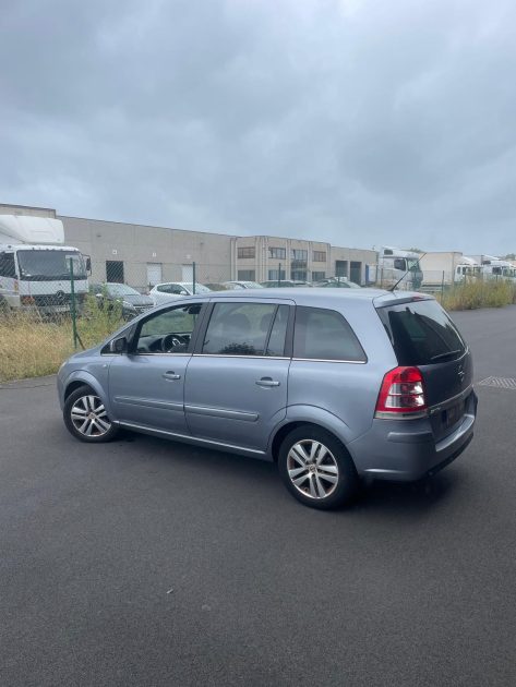 OPEL ZAFIRA / ZAFIRA FAMILY B 2011