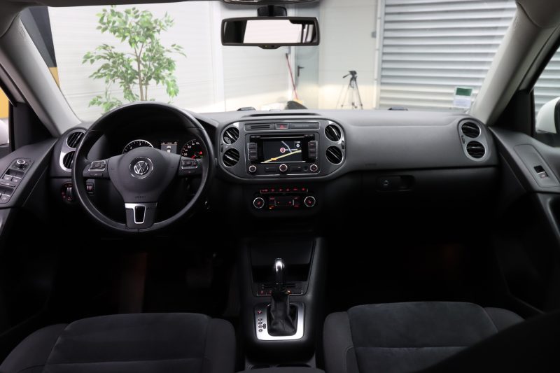 VOLKSWAGEN TIGUAN 2012