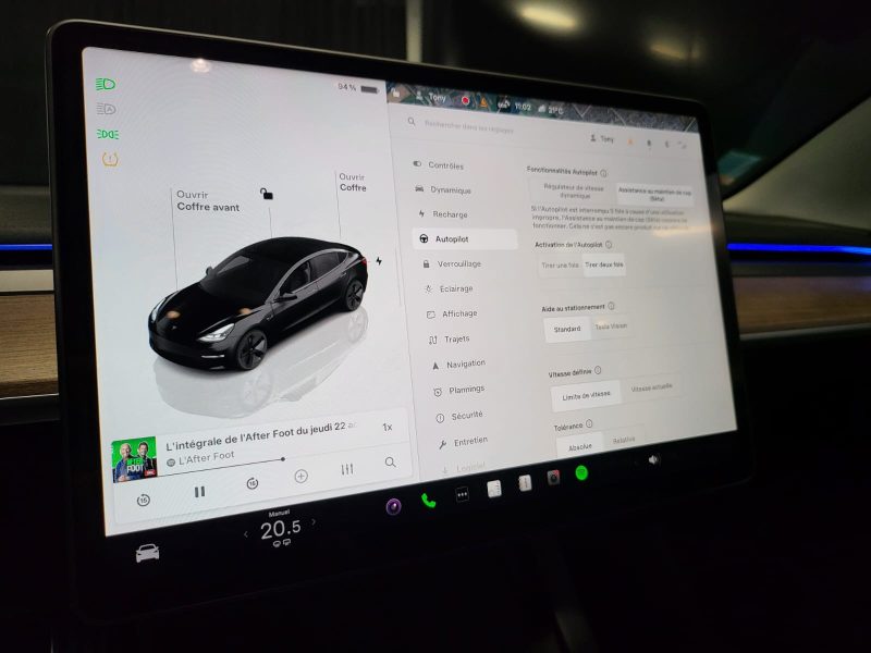 TESLA MODEL 3 STANDARD BECQUET CARBON / LAME AVANT / AUTOPILOT / ECLAIRAGE D'AMBIANCE