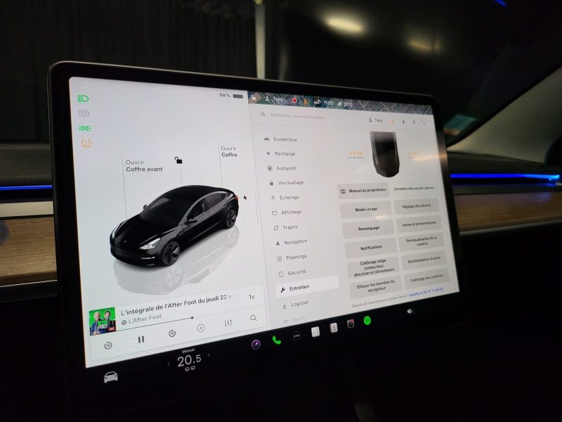 TESLA MODEL 3 STANDARD BECQUET CARBON / LAME AVANT / AUTOPILOT / ECLAIRAGE D'AMBIANCE