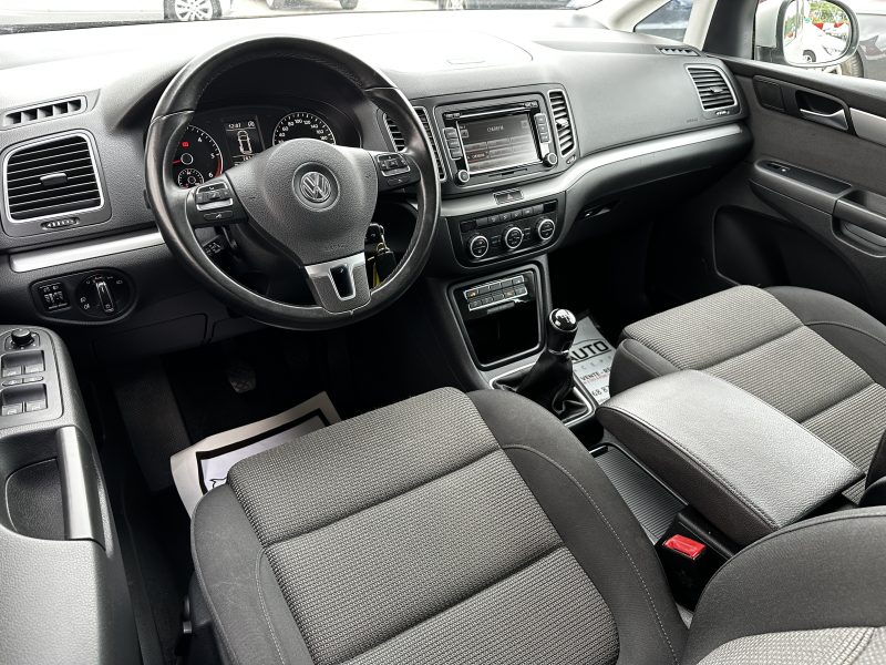 VOLKSWAGEN SHARAN 2013