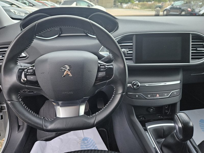 PEUGEOT 308 II 2014