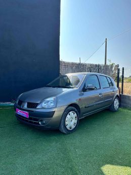 RENAULT CLIO II 2002