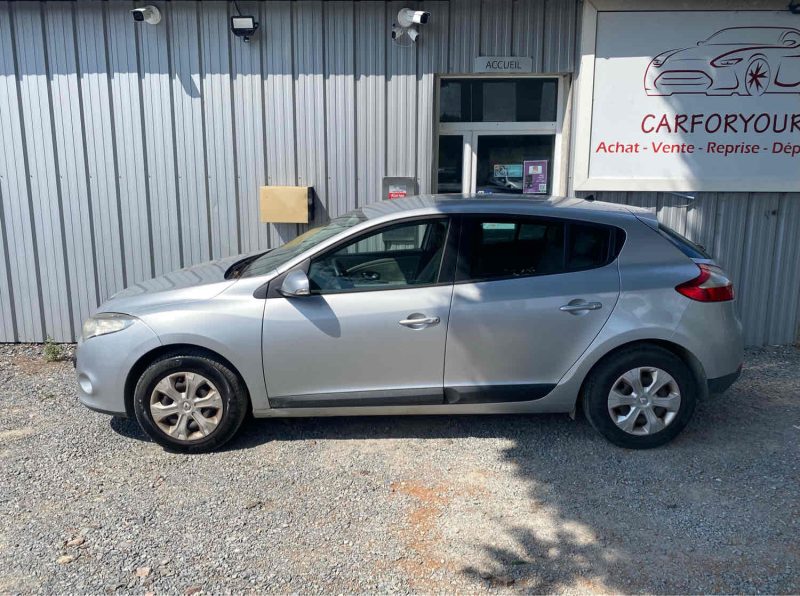 RENAULT MEGANE III 2009 1.5 dCi 106 CV