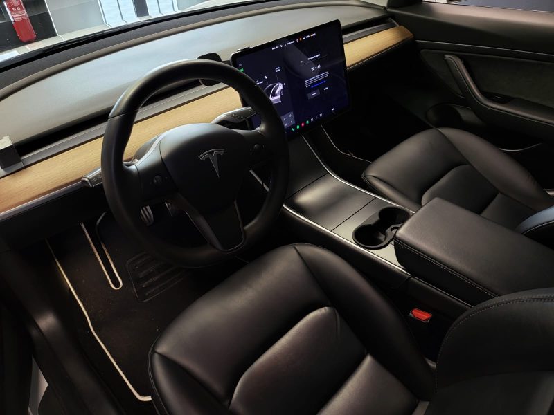 TESLA MODEL 3 STANDARD RANGE PLUS PROPULSION 325cv  / AUTOPILOT+ATTELAGE+CAMERA 360°+ENTRETIEN TESLA