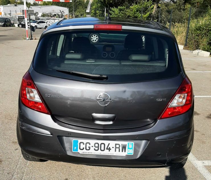 OPEL CORSA 2012