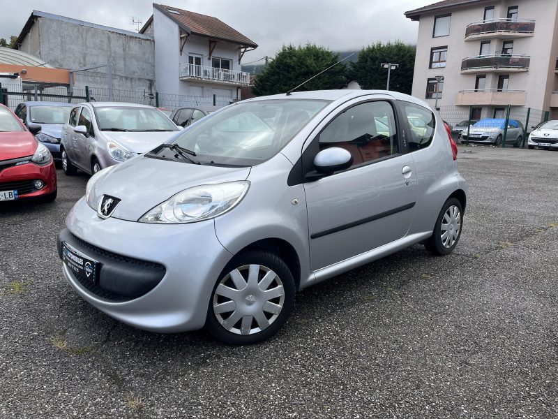 PEUGEOT 107 1.0i 68CV