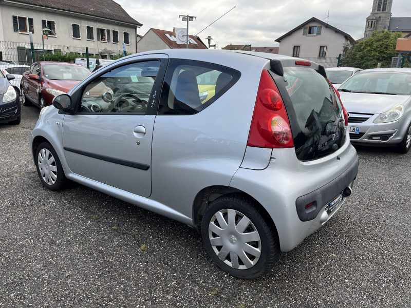 PEUGEOT 107 1.0i 68CV