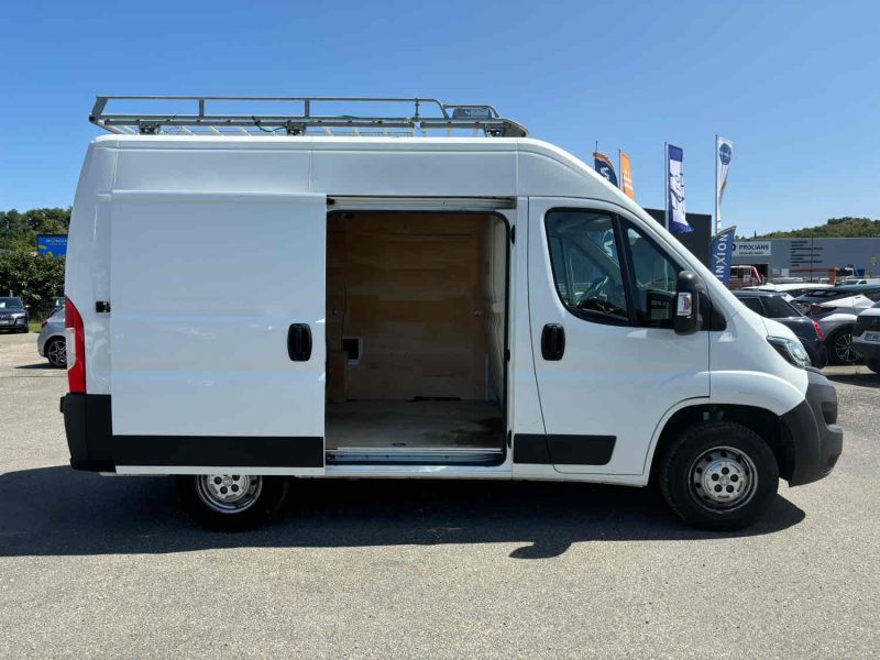 PEUGEOT BOXER Fourgon 2.2 BlueHDi 140 cv L1H2