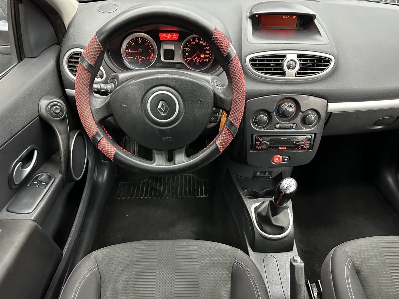 RENAULT CLIO III 2009