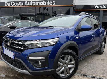 DACIA SANDERO STEPWAY III 1.0 TCE 90 CONFORT 1ERE MAIN 2470 Kms APPLE CARPLAY CAMERA - GARANTIE 1 AN