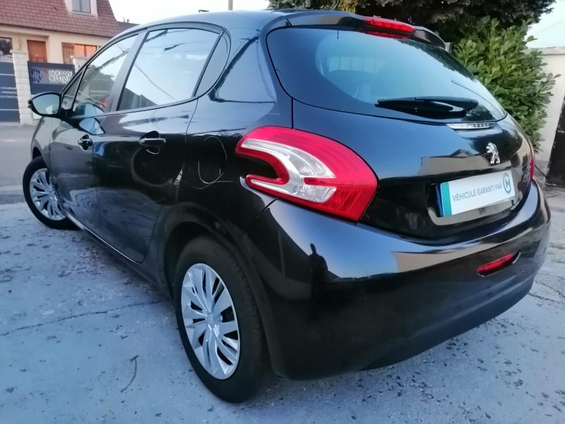 PEUGEOT 208 I 2013