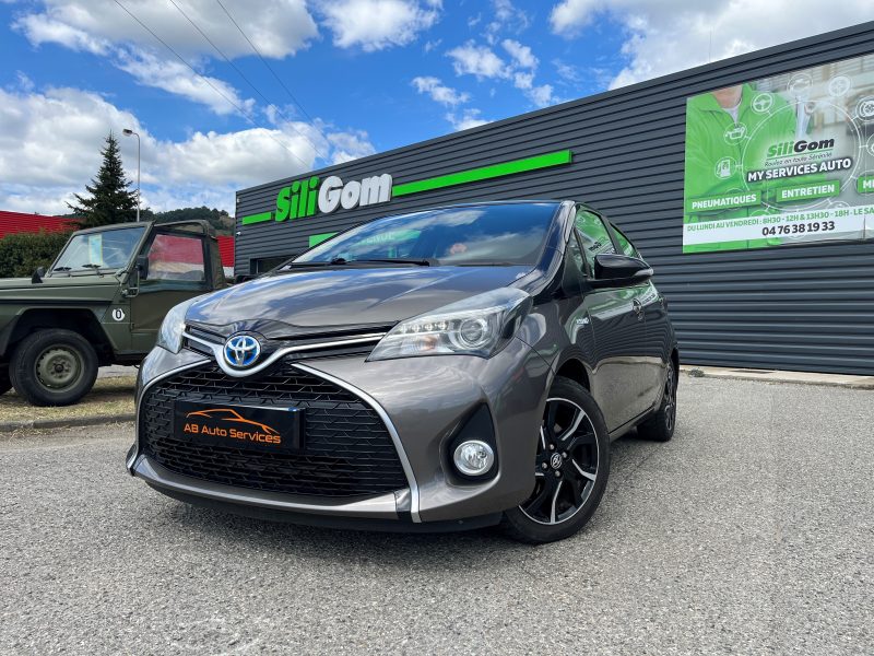 TOYOTA YARIS 2016