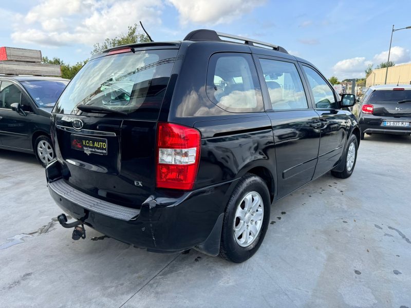 KIA CARNIVAL 2010